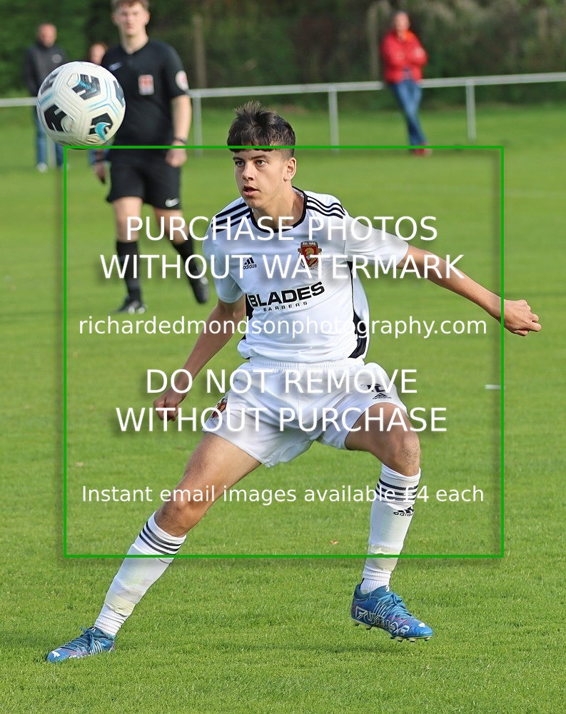 IMG_4011 - Kendal County v Millom