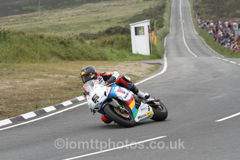 Bruce Anstey Honda / Valvoline Racing by Padgetts Motoc - Pokerstars Senior TT