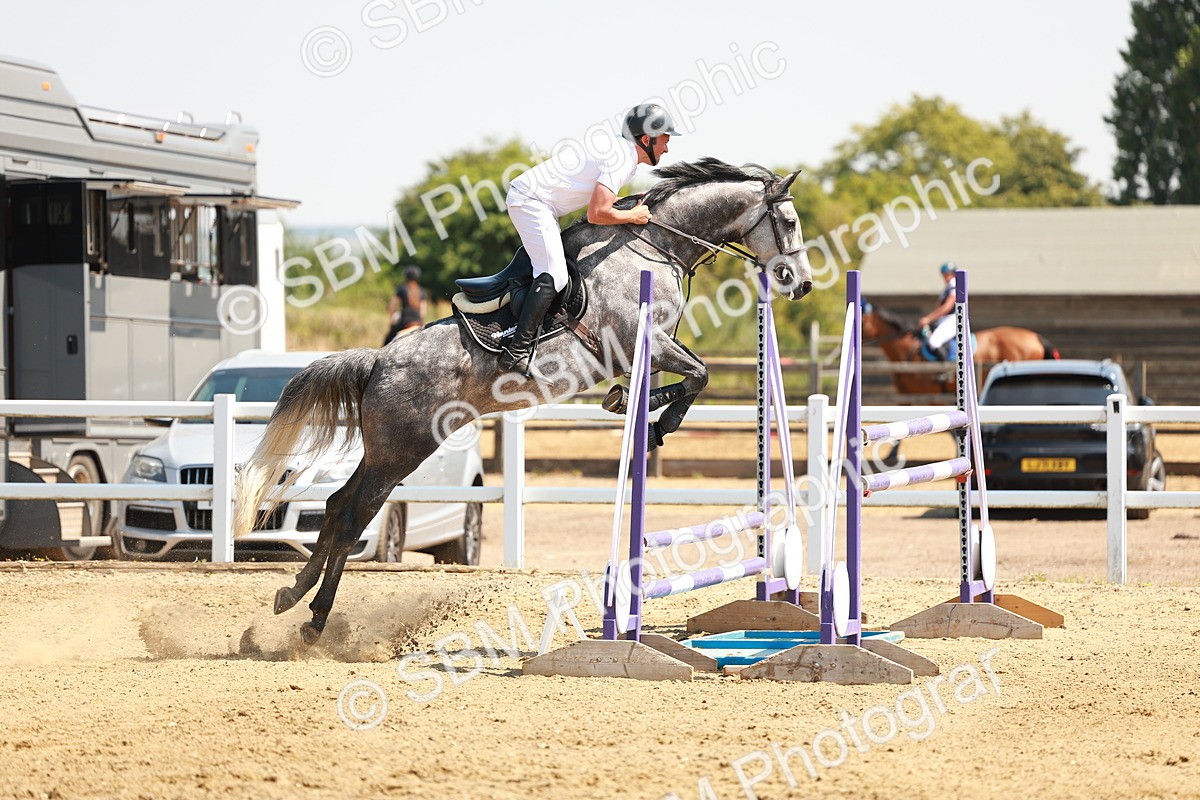SBM_002065 - Class 5 - Senior Foxhunter - 1.20m