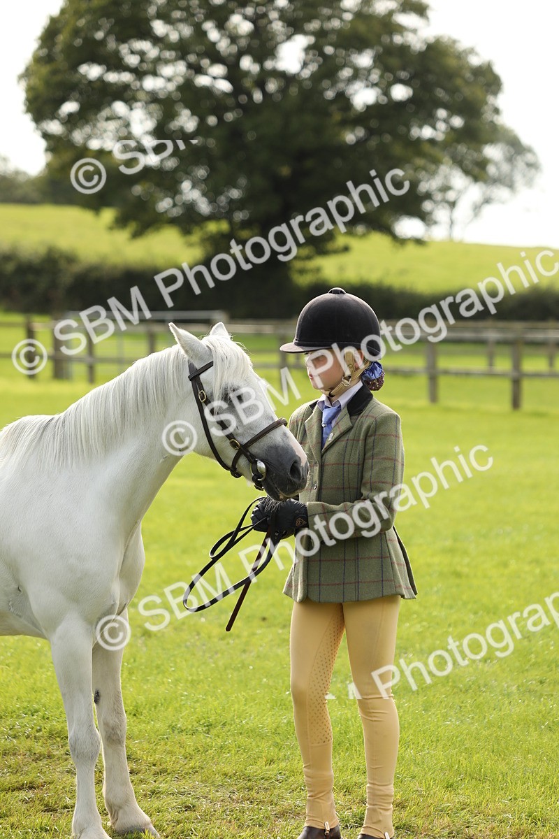 SBM_68726 - S40 - Junior Handler 9-12 Years