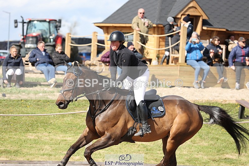 240419A-160905-09188 - Cls 10, 2 Star Big Tour 145cm  15.45 to 16.35 break