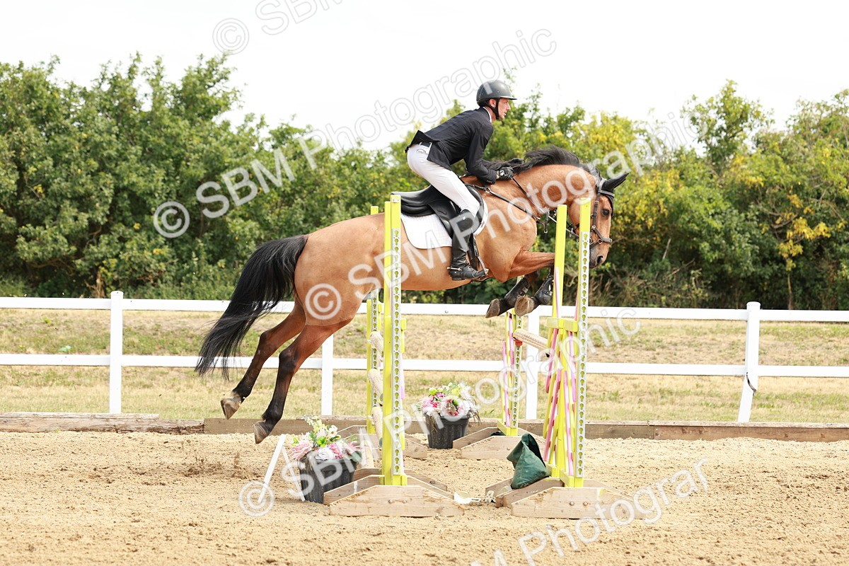 SBM_016950 - Class 20 - Senior Newcomers - 1.10m