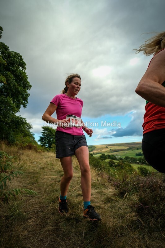 DSCF5449 - Reeth Fell race seniors