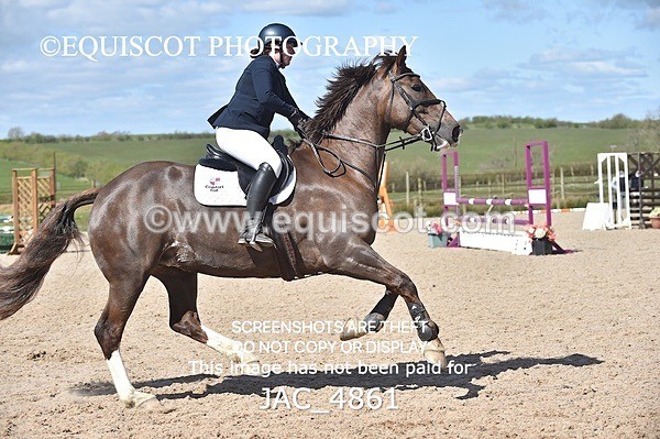 JAC_4861 - CLASS 13 SAT Senior BritiNovice/ 90cm Open