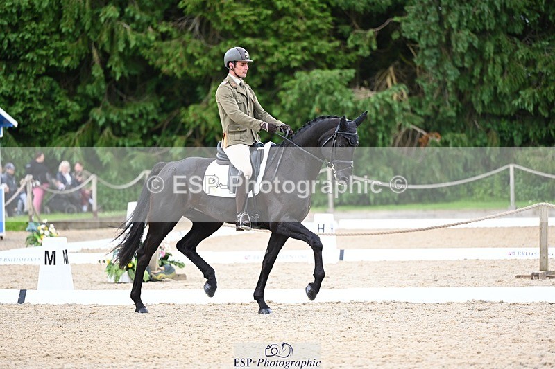 240524-144323-10358 - 534-SWIRLY_TEMPTRESS-Giovanni_Ugolotti