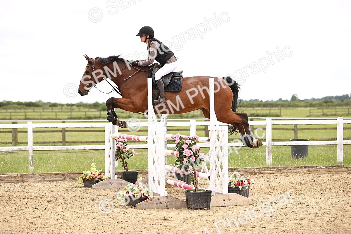 SBM_007757 - Class 19 - Senior Newcomers - 1.10m