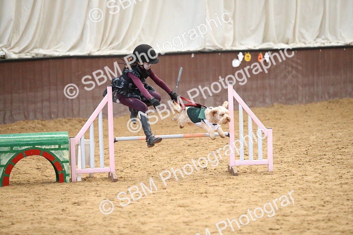 SBM_001959 - Class 3 - Horse & Hound