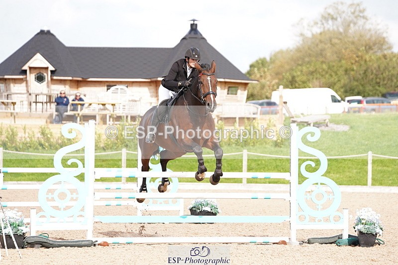 241004A-115600-00369 - Fri 02 Snr 1.05m Open