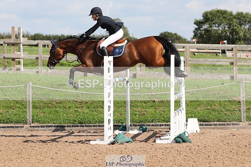 230915A-143142-02611 - Cls 5 National 1.40m