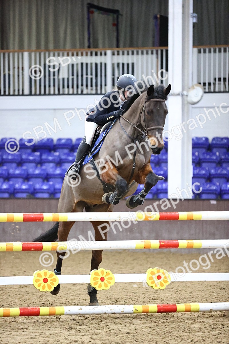 SBM_005619 - Class 17 - Senior Newcomers 1.10m