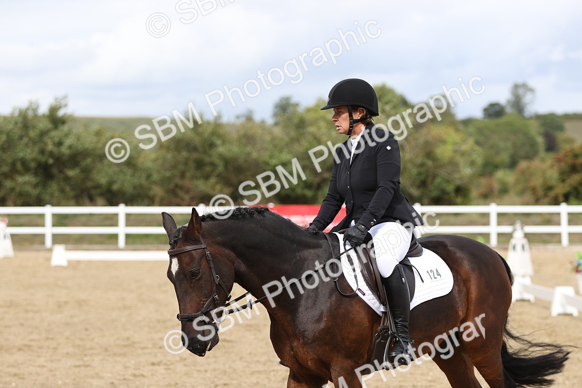 SBM_003964 - Class 9 - Novice 3 Champs