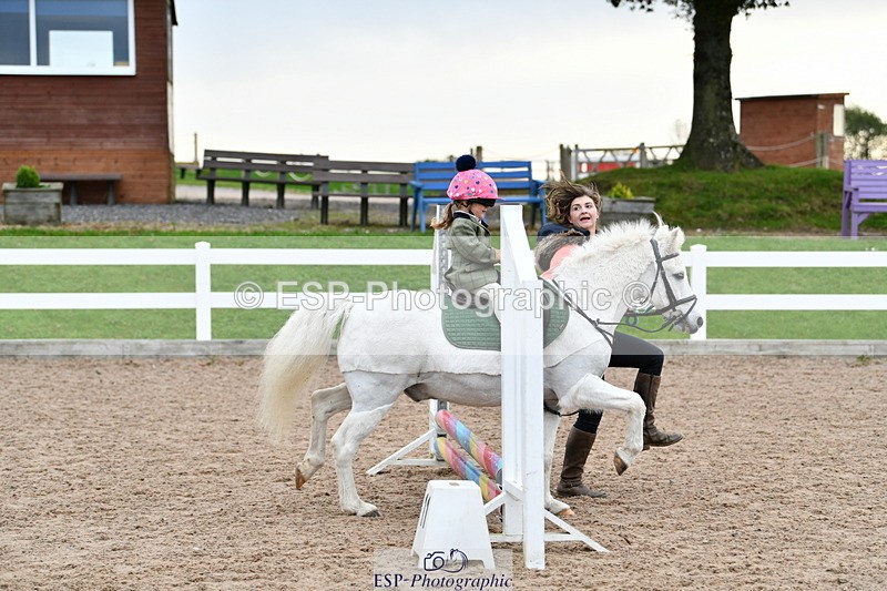 241013B-084619-00019 - Cls 1 Clear Round