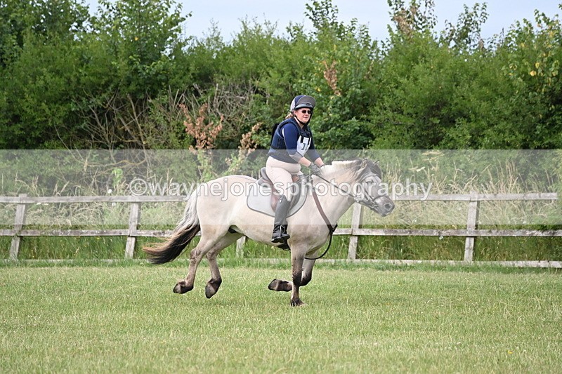 WJ6_6143 - 60cm XC Time 09:58 to 10:16