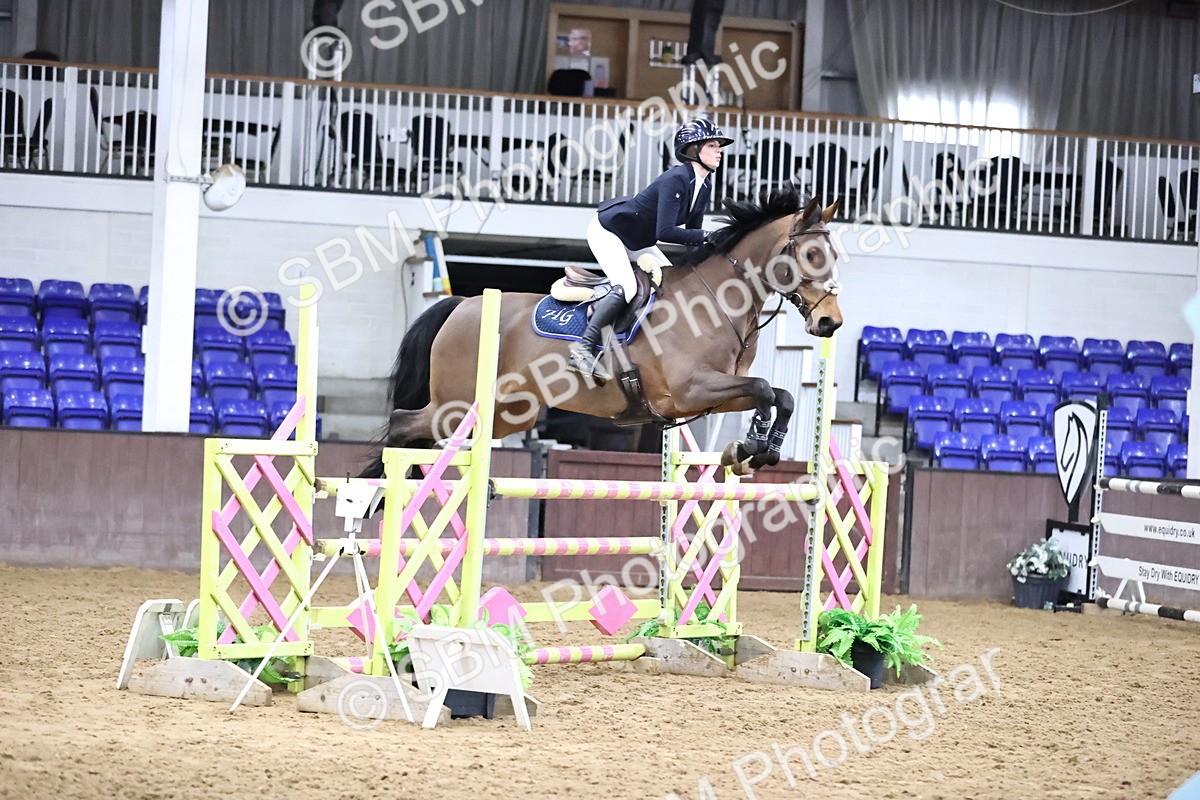 SBM_005513 - Class 17 - Senior Newcomers 1.10m