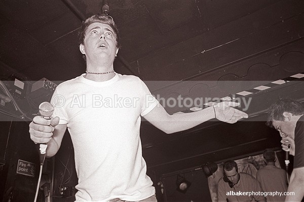 10 - Friends-&-Family @ the-roadhouse 31.05.03