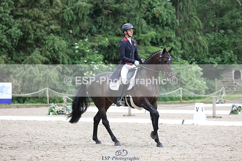 240523-173621-06177 - 325-MIDNIGHT_ENDEAVOUR-Tom_Jackson