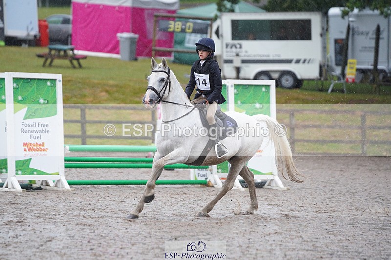 240824X-082536-20195 - 70cm Round 1 8.30 to 9.30