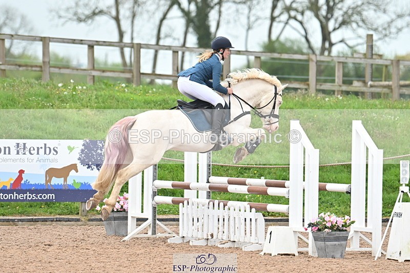 240505A-113332-04898 - Cls 3  Pony Discovery & 90cm Open