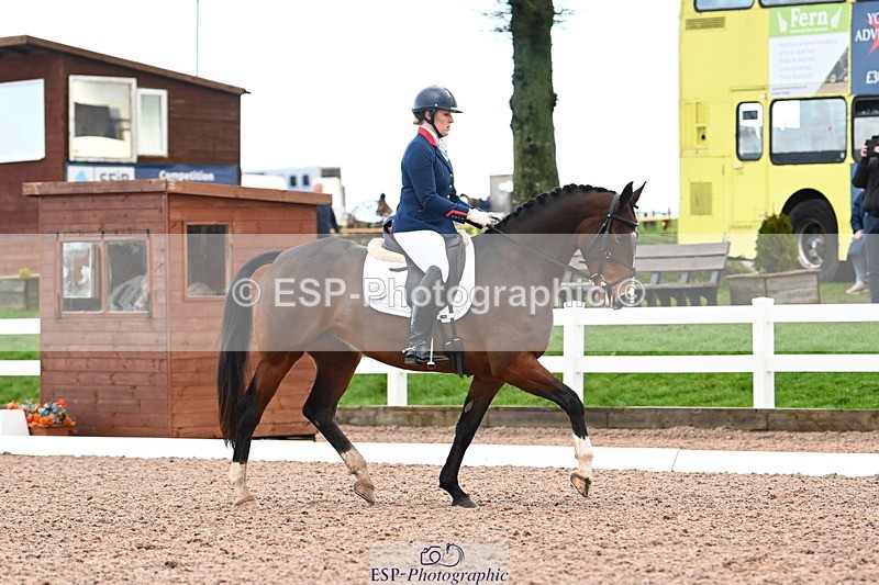 240218A-104935-06217 - 207-Charlotte.Dicker-Time.to.Fly.II