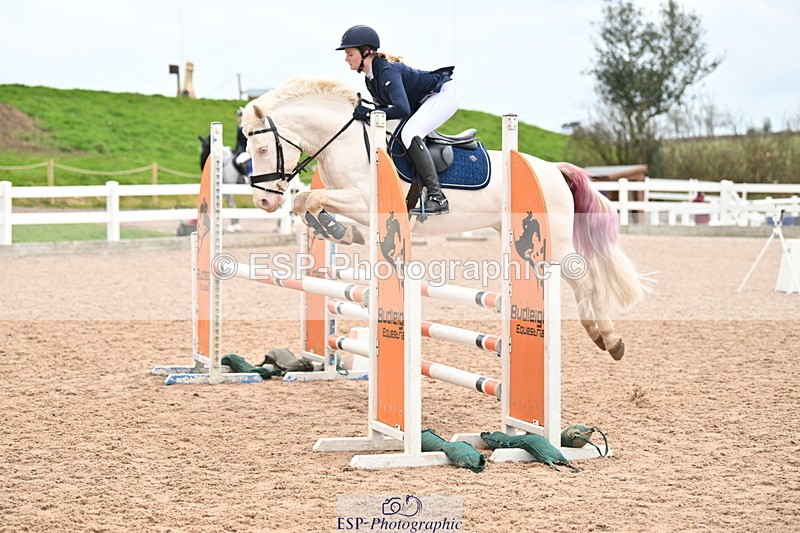 240309A-131509-01139 - Cls 8 Pony Newcomers and 1m Open