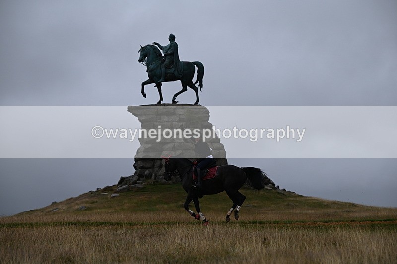DSC_1707 - Time at Statue 12:13 to 12:32