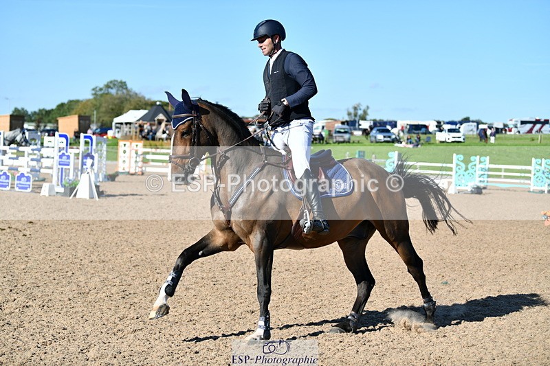 240914A-160507-08166 - Cls 18-S National 1.40m Open