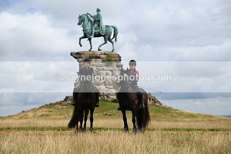 DSC_4106 - Time at Statue 09:50 to 11:09