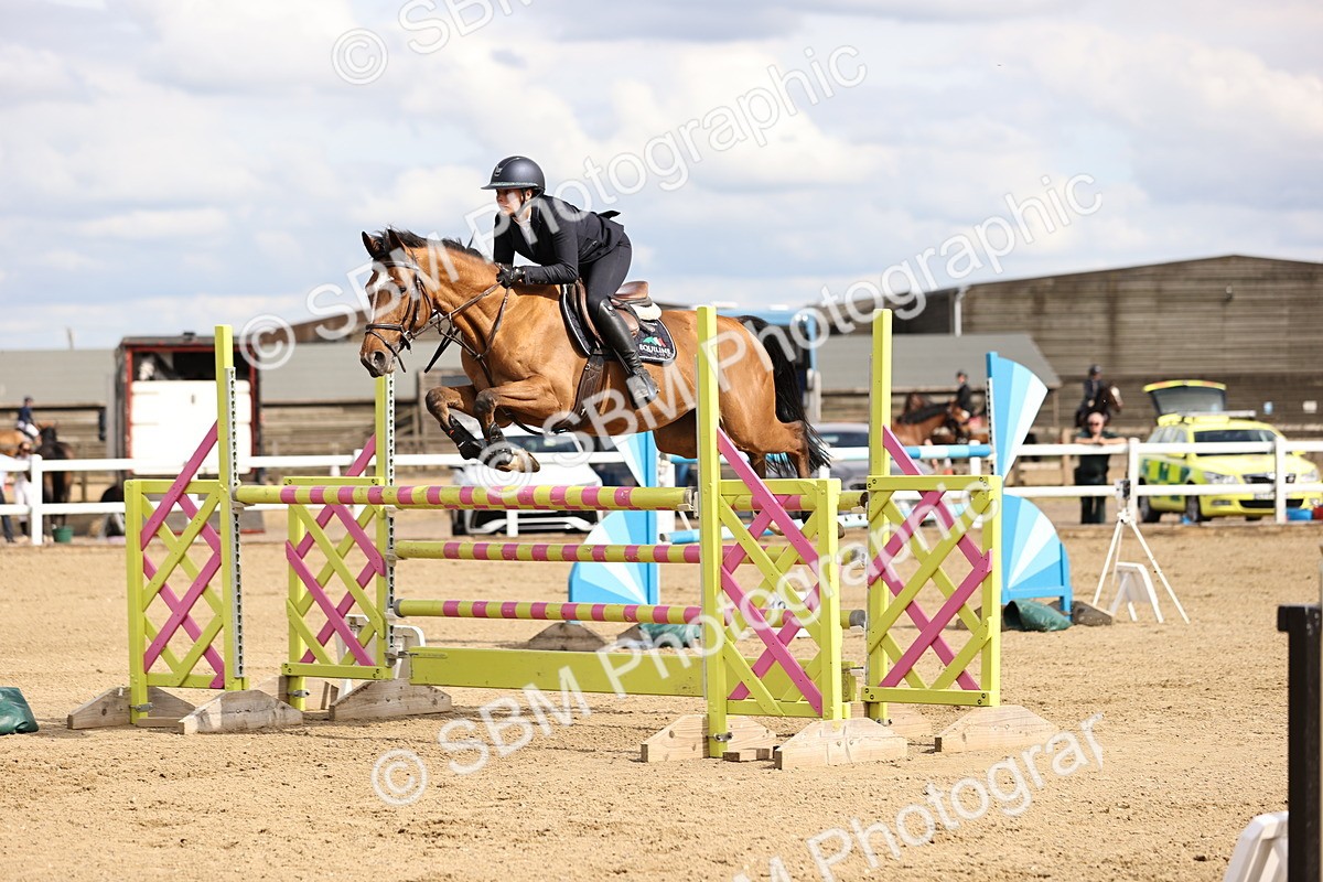 SBM_003557 - Class 13 - Senior Foxhunter - 1.20m