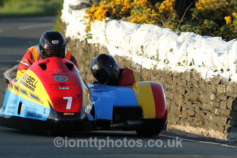 Ian Bell / Carl Bell* Yamaha / Ian Bell Motorcycles - Monday Practice - Sidecars