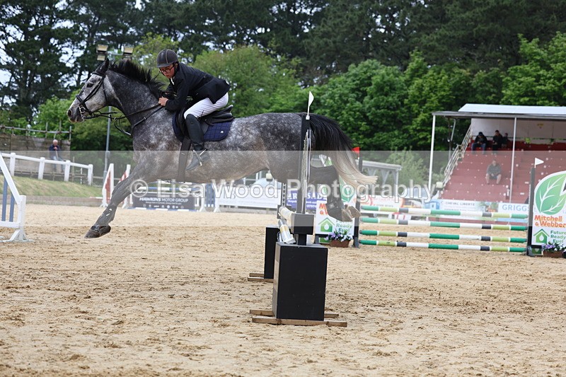 3E7A6207 - Class 4: Senior British Novice/90cm open