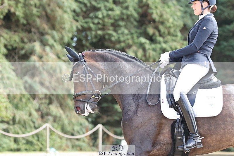 250809A-151205-04206 - 031-Lauren.AstonFree.Flo