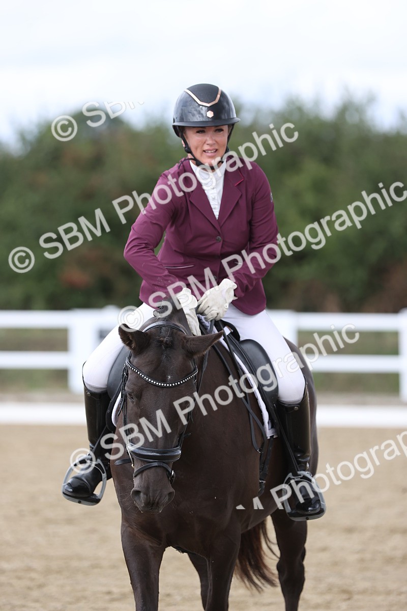 SBM_003866 - Class 9 - Novice 3 Champs