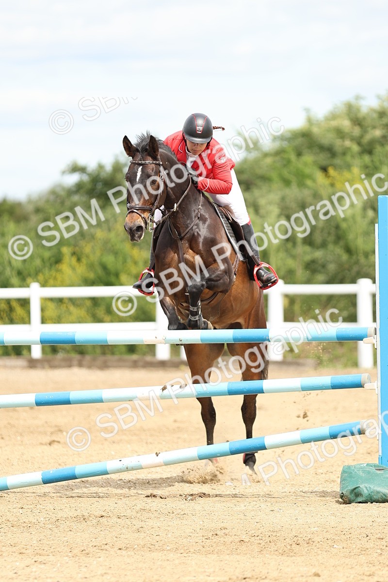 SBM_001068 - Class 4 - Senior Newcomers - 1.10m