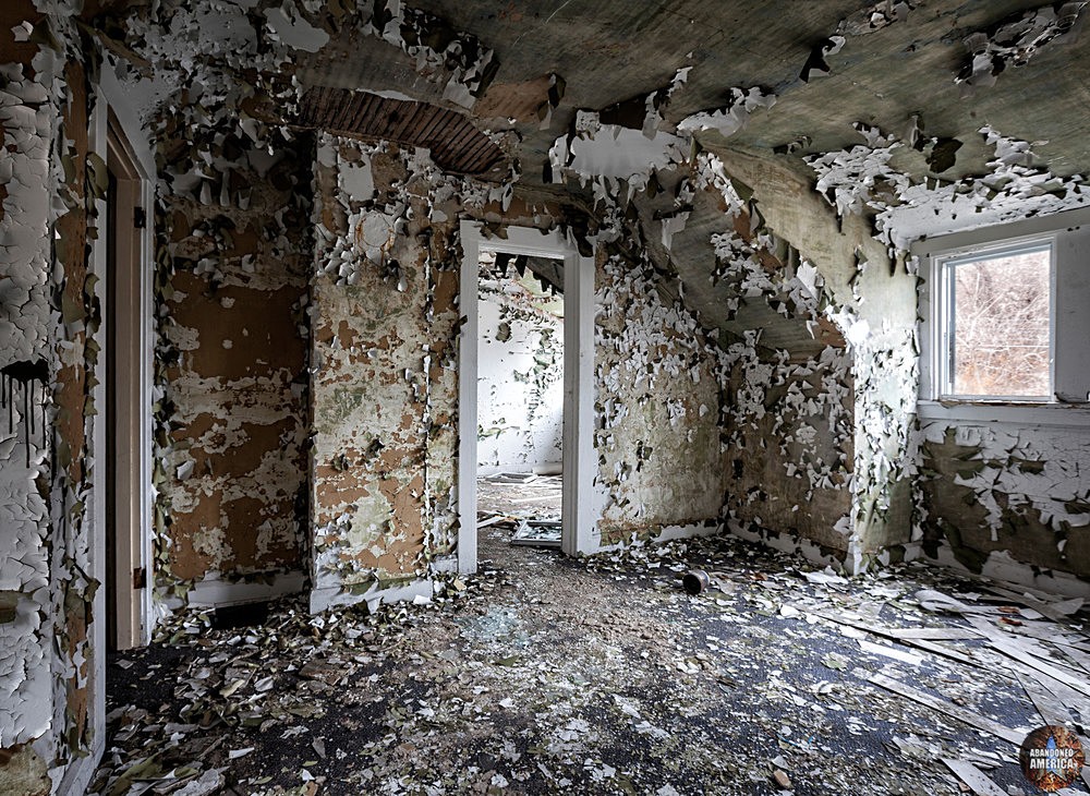 Abandoned Pennsylvania House | Texture Extravaganza - Abandoned Houses and Homes
