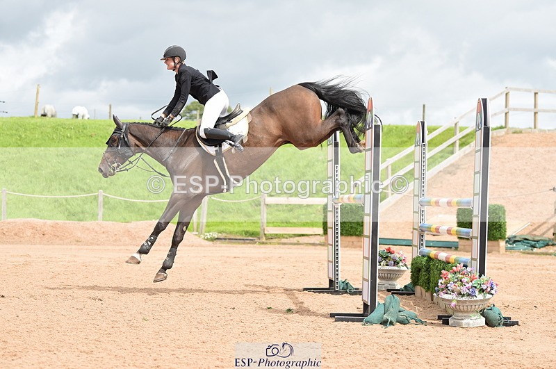 230813A-140258-13330 - Cls 49 Chard Eq 5yr Old Championship