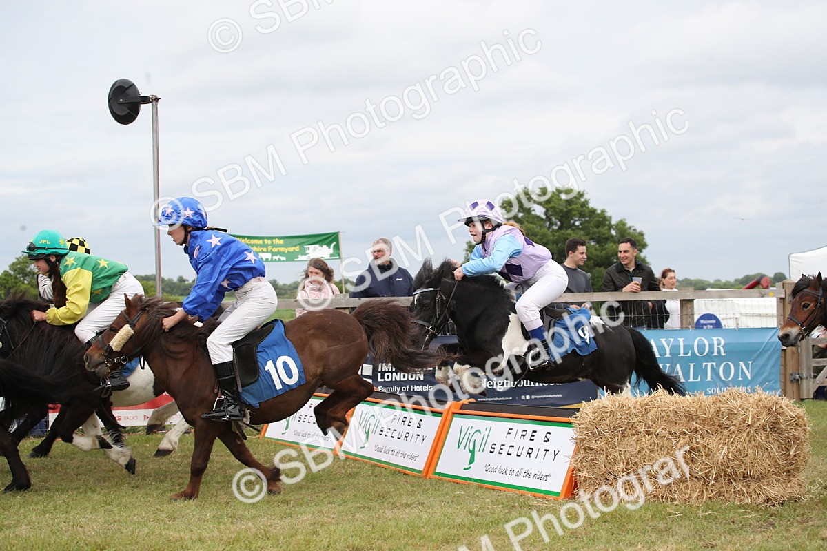 SBM_10113 - Dinky Derby