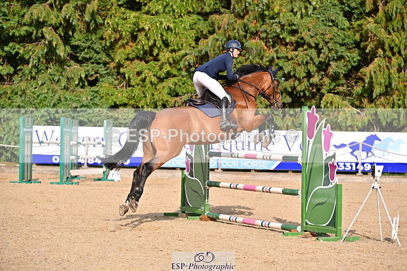 250817A-172720-05226 - Cls 24 Snr Foxhunter