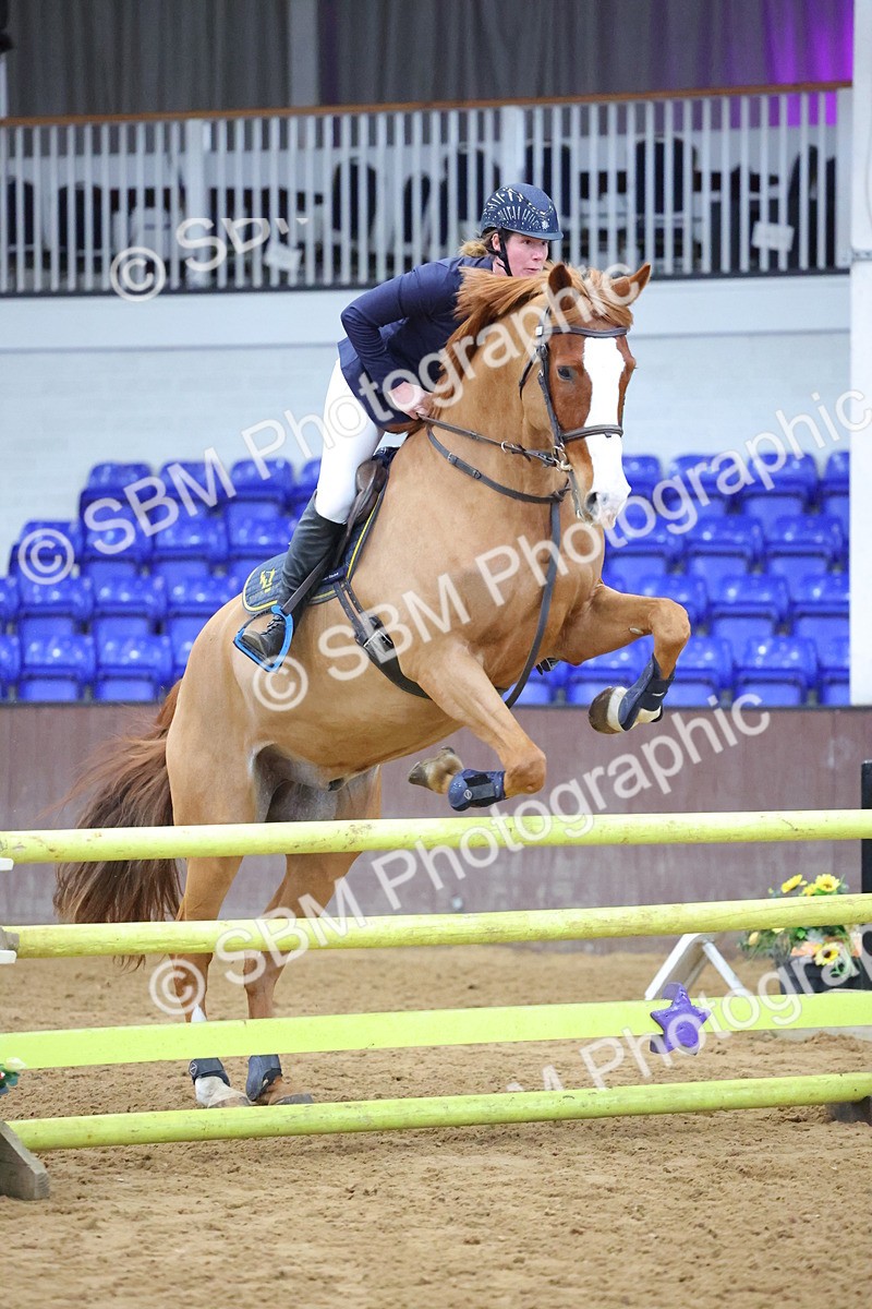 SBM_009658 - Class 20 - Senior British Novice/ 90cm Open - First Round (0.90m)
