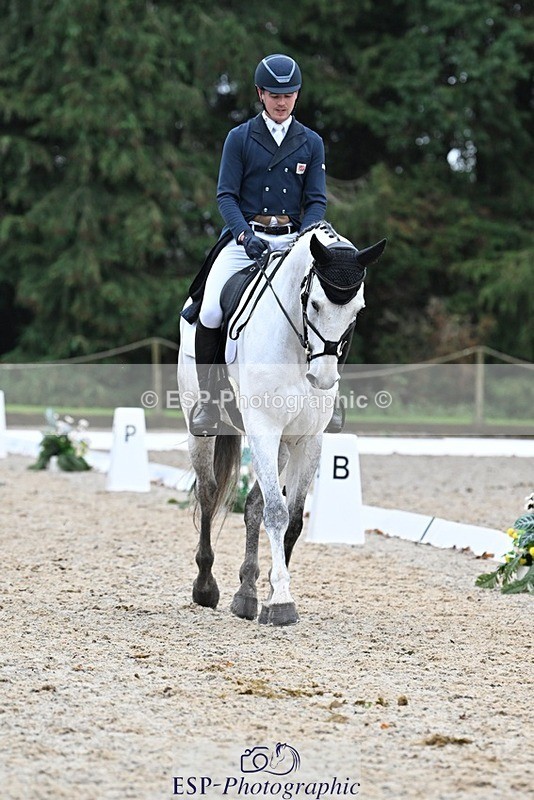 231019-094016-01174 - 027-IE.MR.MCGREGOR-Will.Furlong-DR