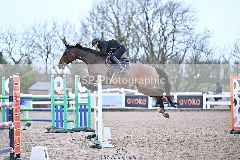 260220-150835-00992 - Cls 6 Foxhunter and 1.20m
