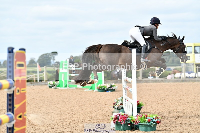 240915A-130858-10045 - Cls 27 Snr 1.05m & 1.10m Jump Off