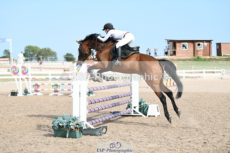 250725-170818-04101 - Cls 10 1.05m Amateur Quali