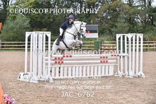 JAC_6762 - CLASS 17 SUN Pony Newcomers/ 1m Open