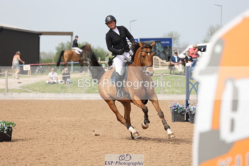 240511A-145100-14445 - Cls 36 National 1.30m Open