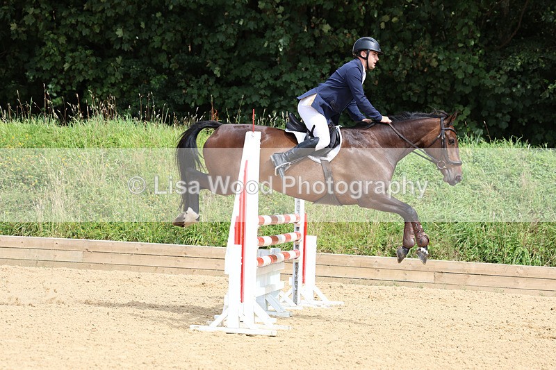 3E7A1720 - Class 13: Senior Newcomers/1.10m open