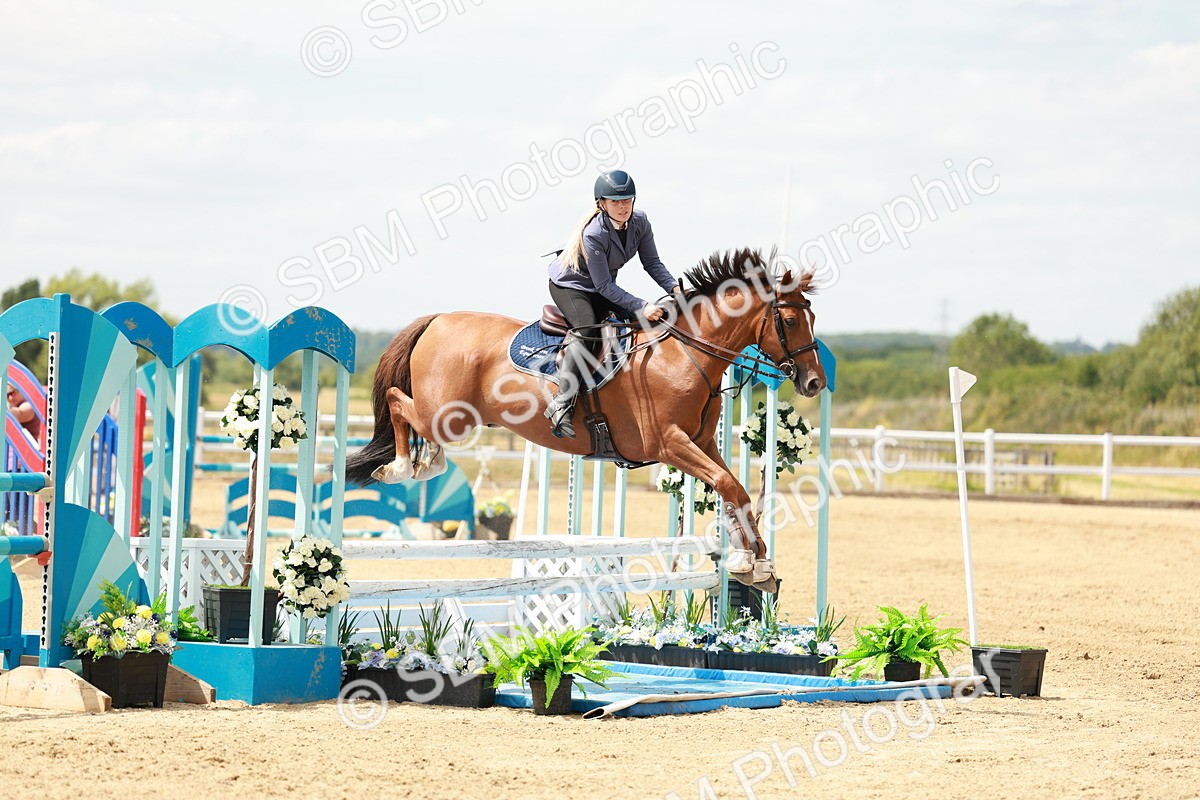 SBM_007639 - Class 3 - Senior Newcomers - 1.10m Open