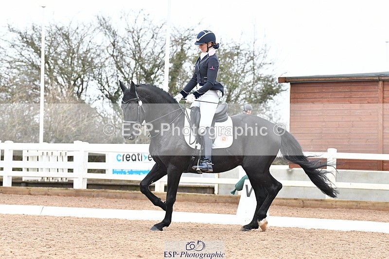 240121A-103214-00429 - Cls 5 Novice 37A