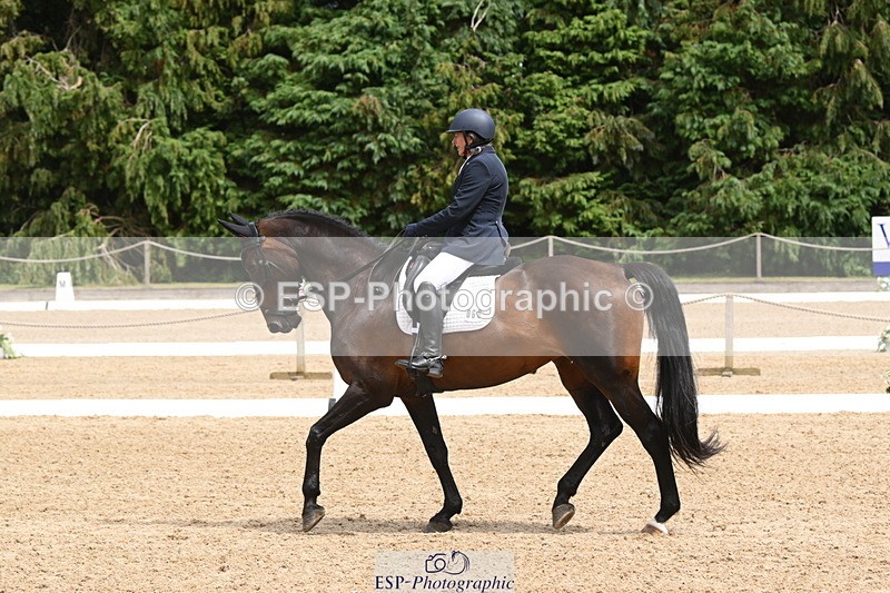 250720A-142458-11748 - 060-Anne.Shrubshall-Hfradin