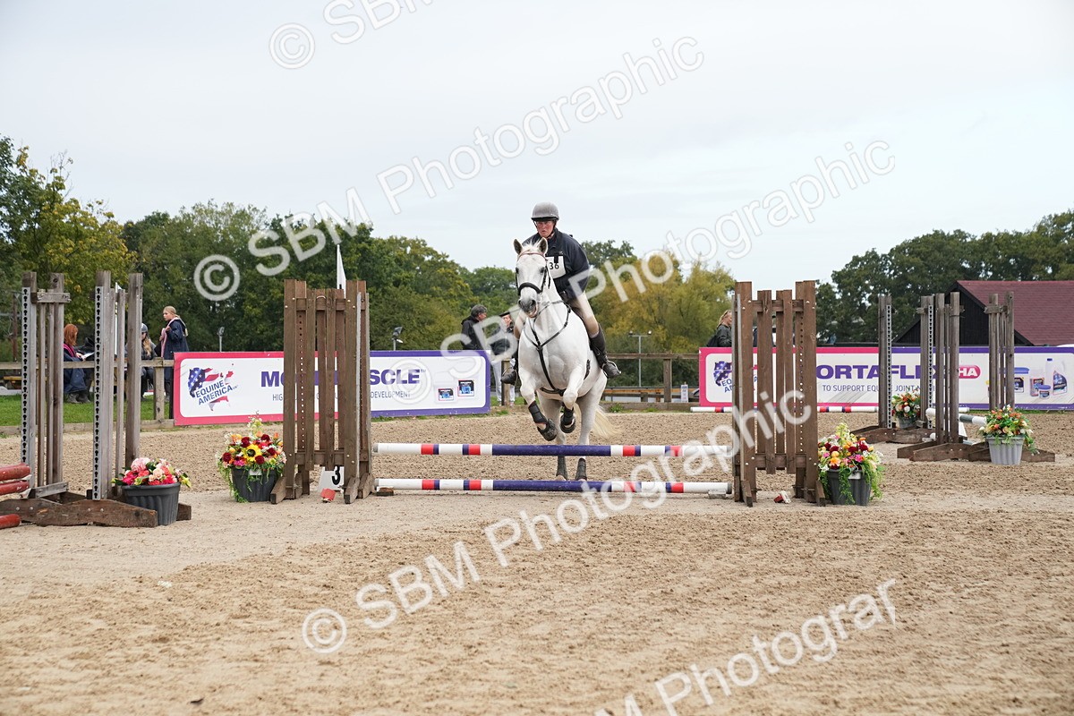 SBM_00046 - J53 - Clear Round 40cm