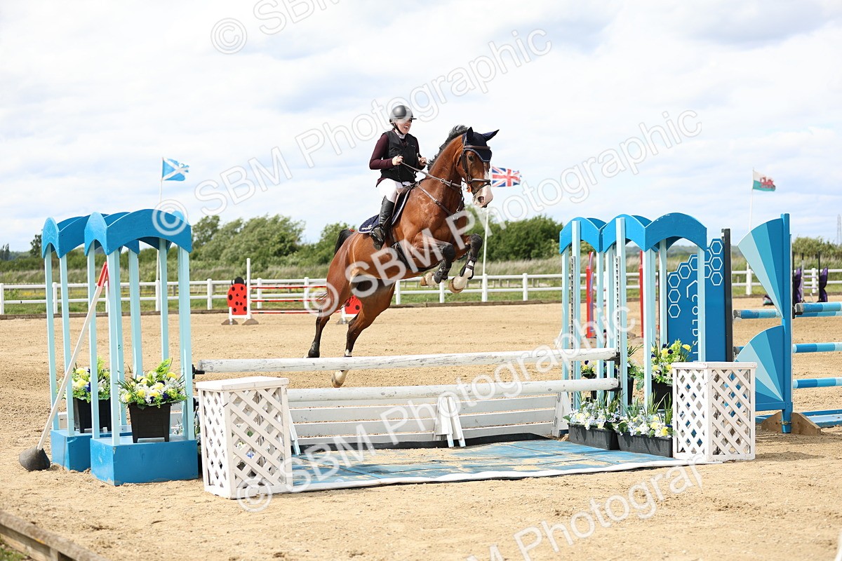 SBM_001167 - Class 5 - Senior Foxhunter - 1.20m